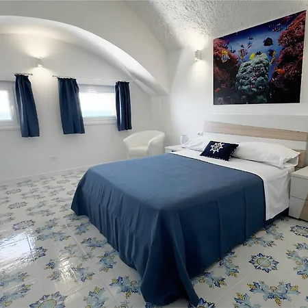 Feriehus Casa Helia- *