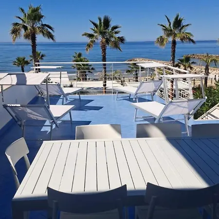 Holiday home Casa Helia-